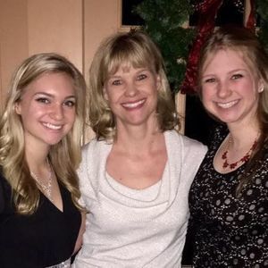 Meet your Posher, Connie